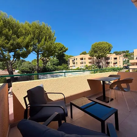 Avec Terrasse Et Piscine * バンドール